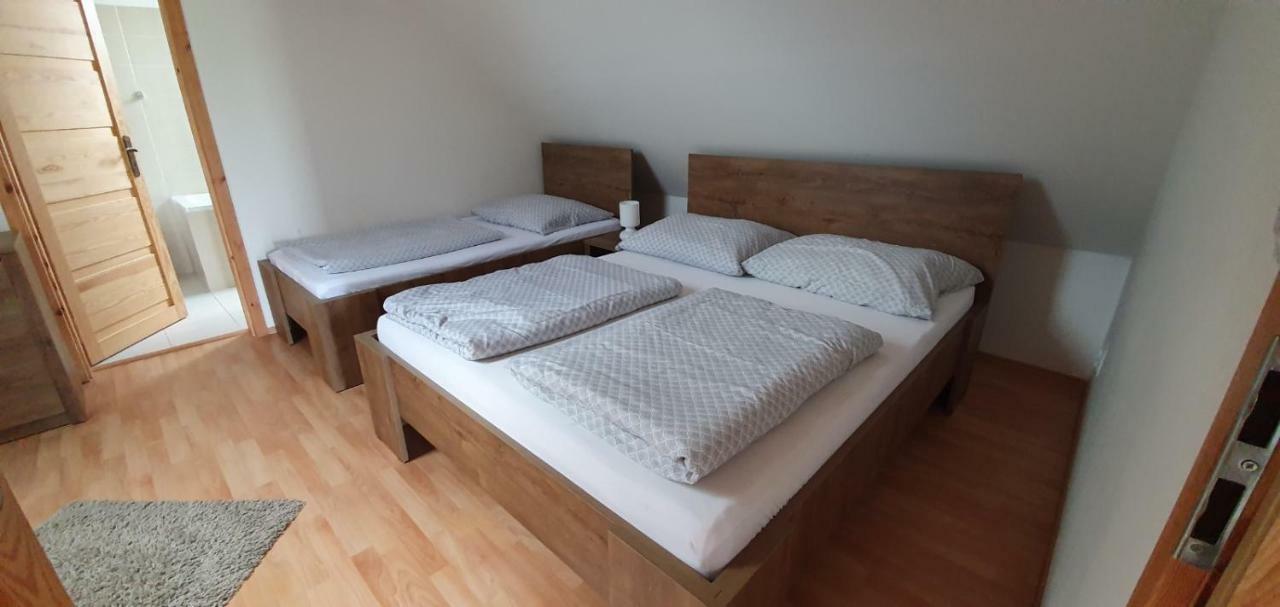 Penzion Dolni Dunajovice Luaran gambar
