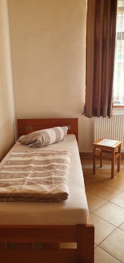 Penzion Dolni Dunajovice Luaran gambar
